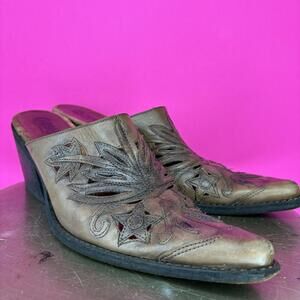 Carlos by Carlos Santana Rodeo Brown Leather Cutout Heeled Mule Sz 8.5